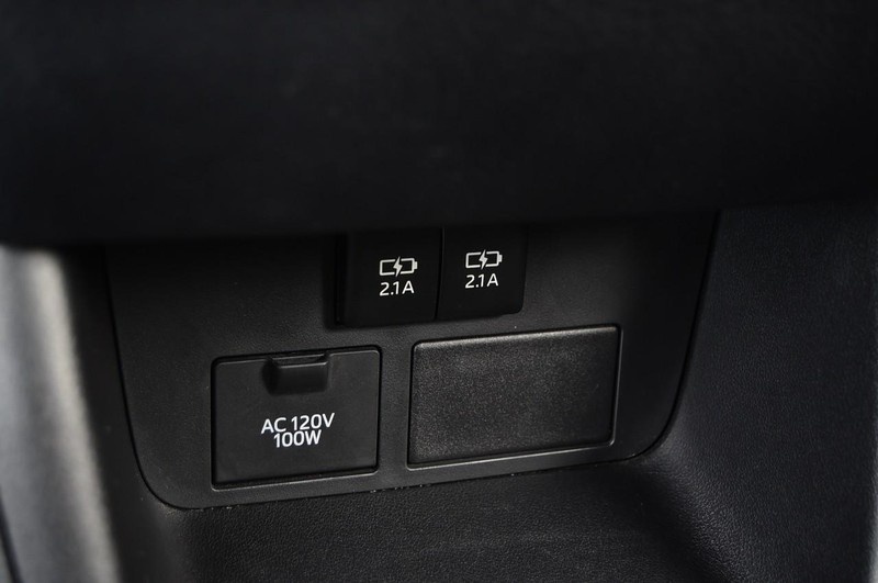 Toyota Highlander Vehicle Image 25
