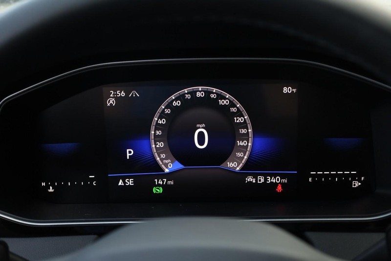 Volkswagen Jetta Vehicle Full-screen Gallery Image 10