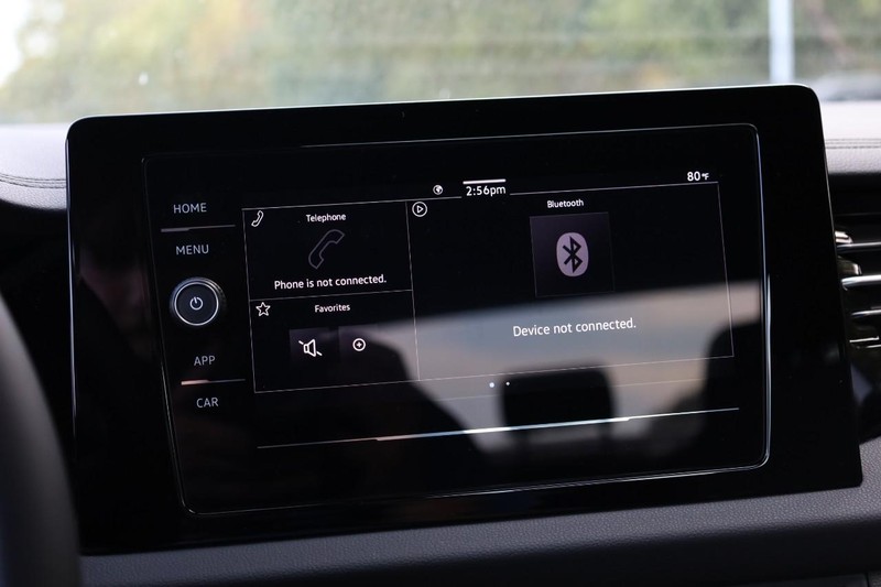 Volkswagen Jetta Vehicle Full-screen Gallery Image 11