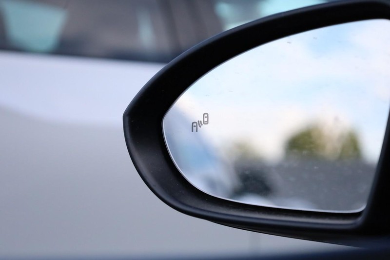 Volkswagen Jetta Vehicle Full-screen Gallery Image 19