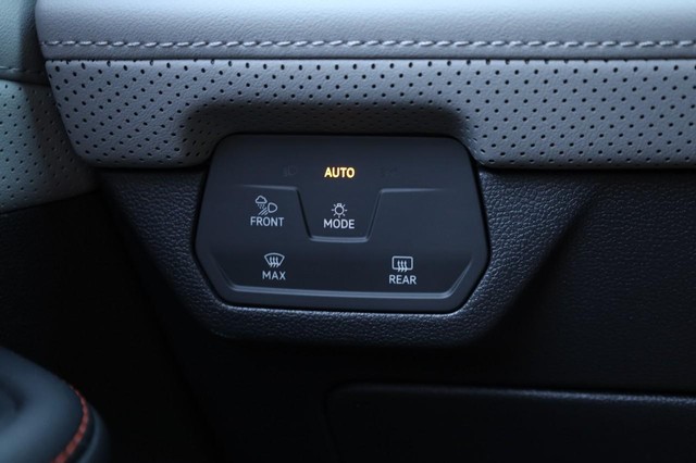 Volkswagen Atlas Vehicle Image 21