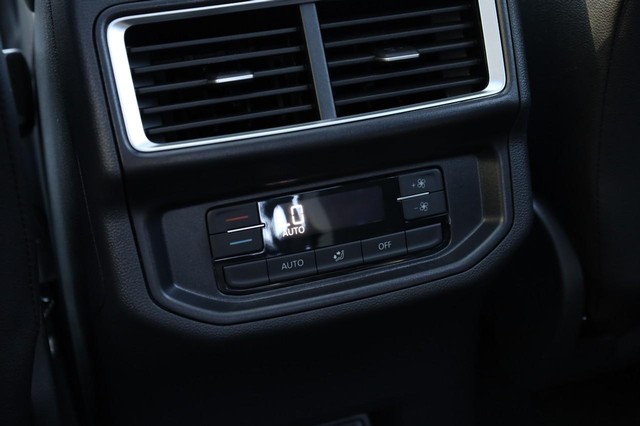 Volkswagen Atlas Vehicle Image 24