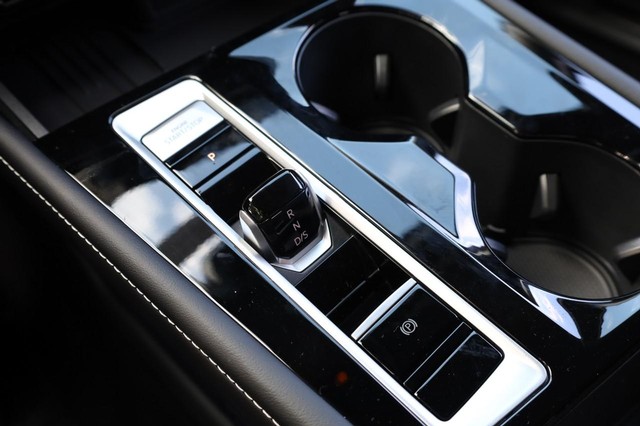 Volkswagen Atlas Vehicle Image 17