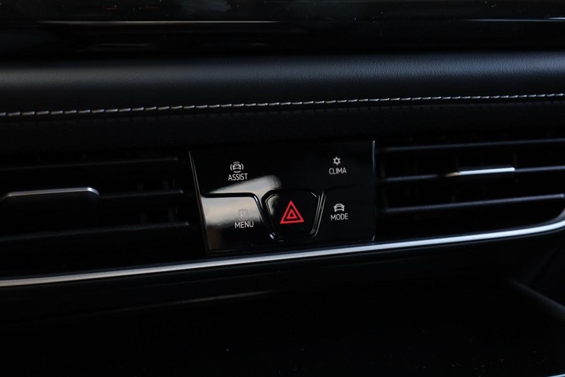 Volkswagen Atlas Vehicle Image 15