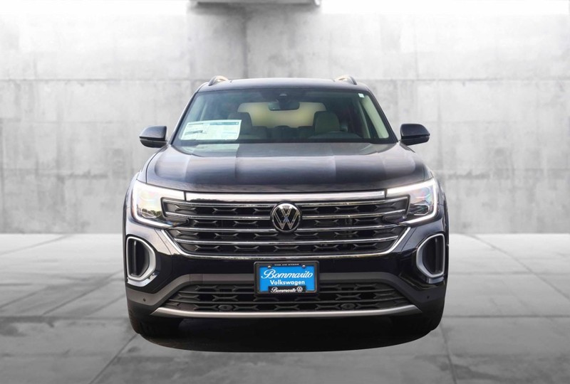 Volkswagen Atlas Vehicle Image 04