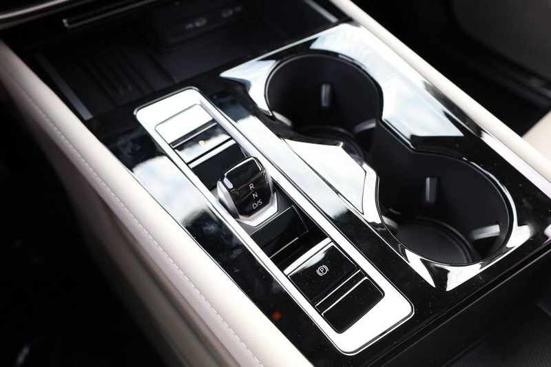 Volkswagen Atlas Vehicle Image 19