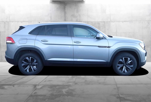 Volkswagen Atlas Cross Sport Vehicle Image 05