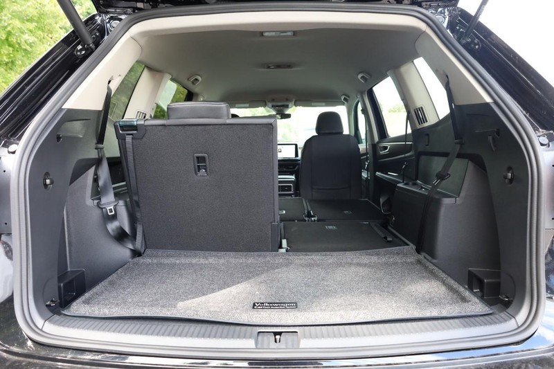 Volkswagen Atlas Vehicle Image 08