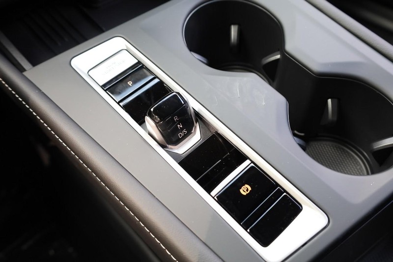 Volkswagen Atlas Vehicle Image 17