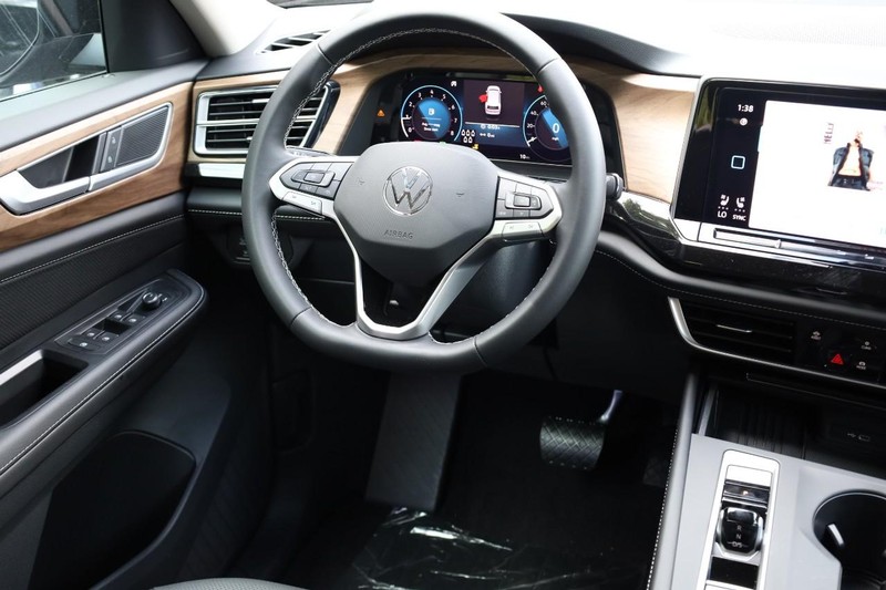 Volkswagen Atlas Vehicle Image 26