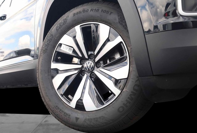 Volkswagen Atlas Vehicle Image 03