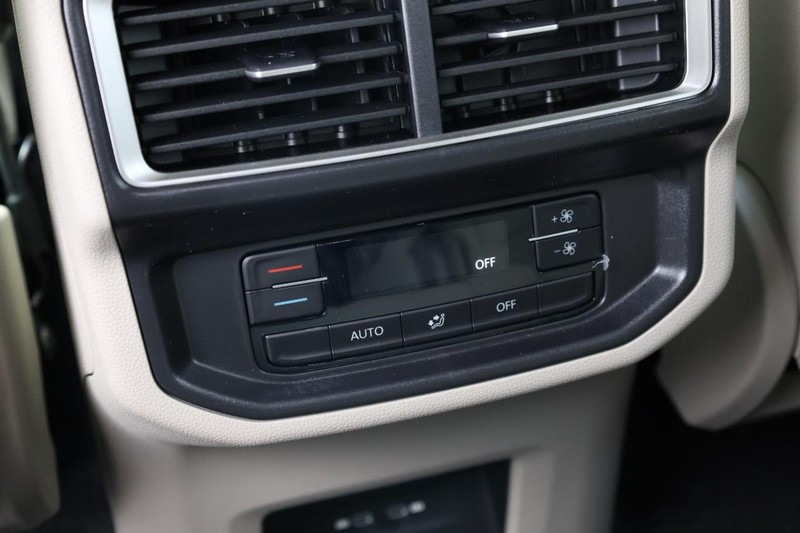 Volkswagen Atlas Vehicle Image 25