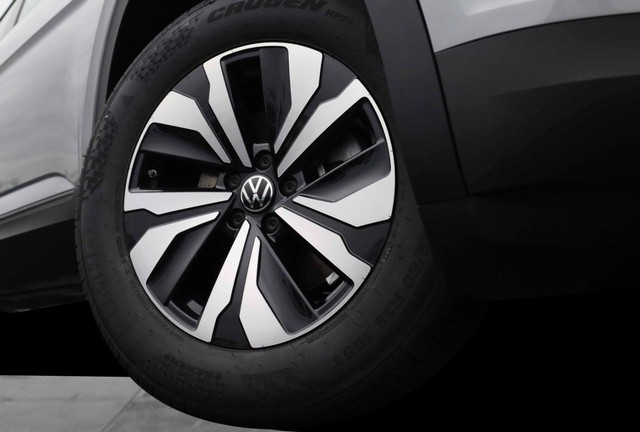 Volkswagen Atlas Vehicle Image 03