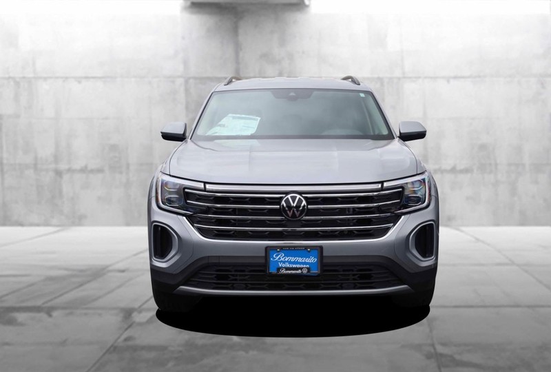 Volkswagen Atlas Vehicle Image 04