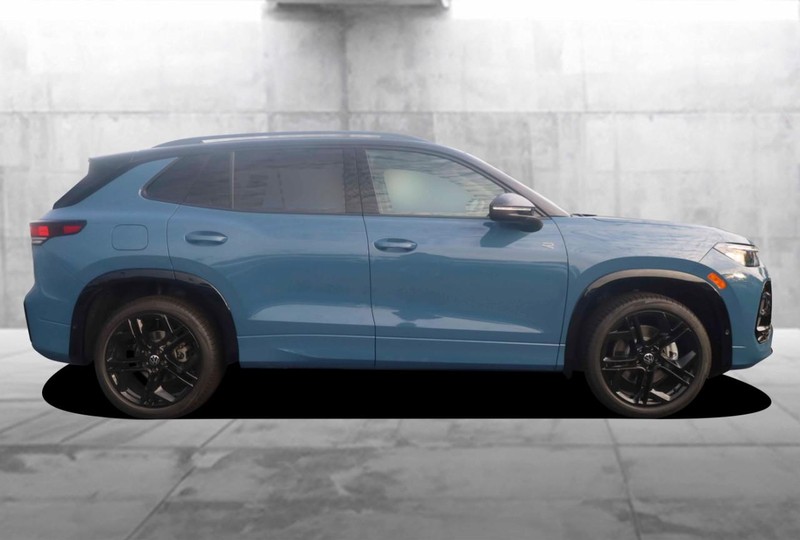 Volkswagen Tiguan Vehicle Full-screen Gallery Image 5