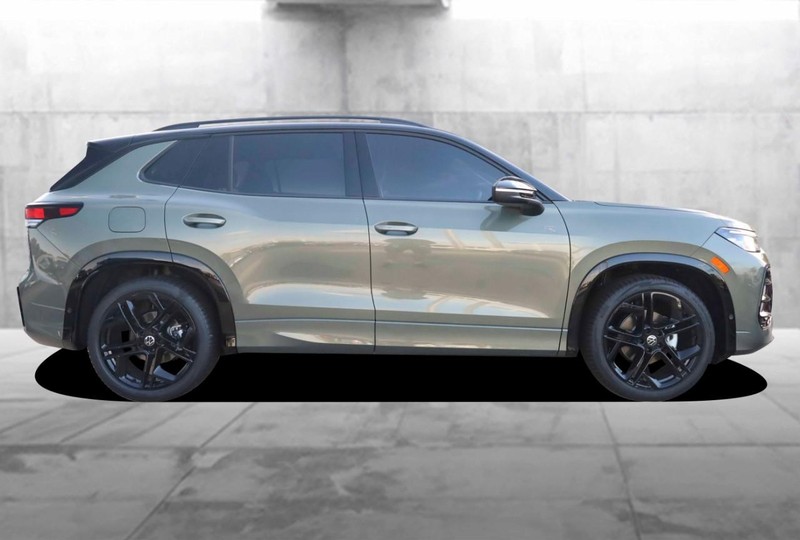 Volkswagen Tiguan Vehicle Image 05