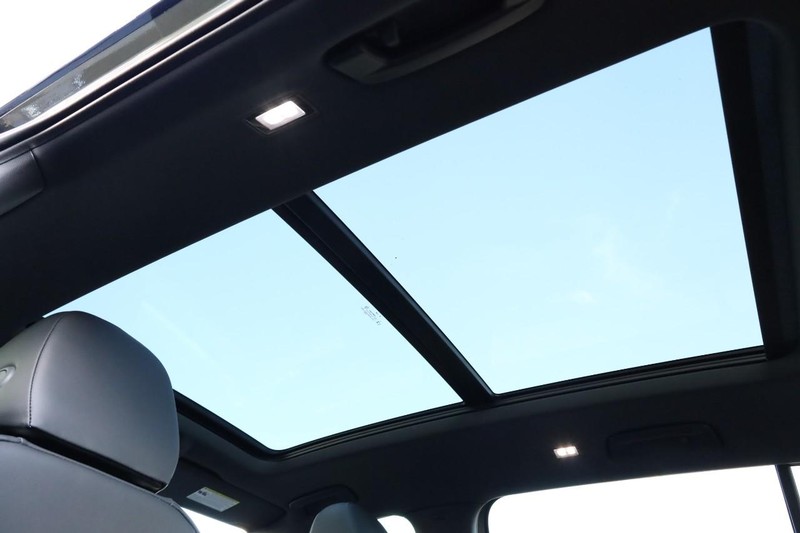 Volkswagen Tiguan Vehicle Image 10