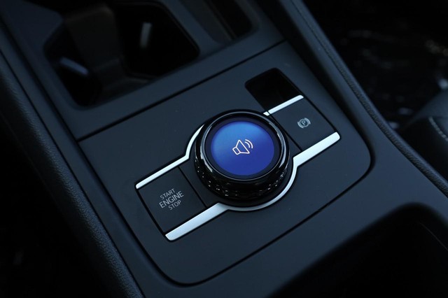 Volkswagen Tiguan Vehicle Image 17