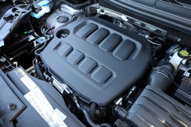 Volkswagen Tiguan Vehicle Image 26