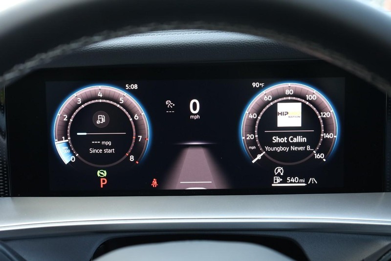 Volkswagen Tiguan Vehicle Image 12