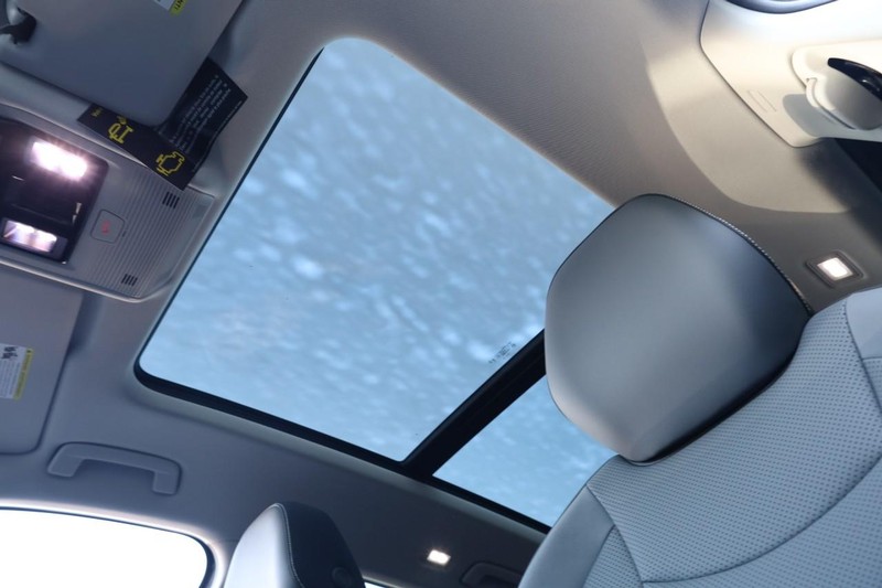 Volkswagen Tiguan Vehicle Image 08