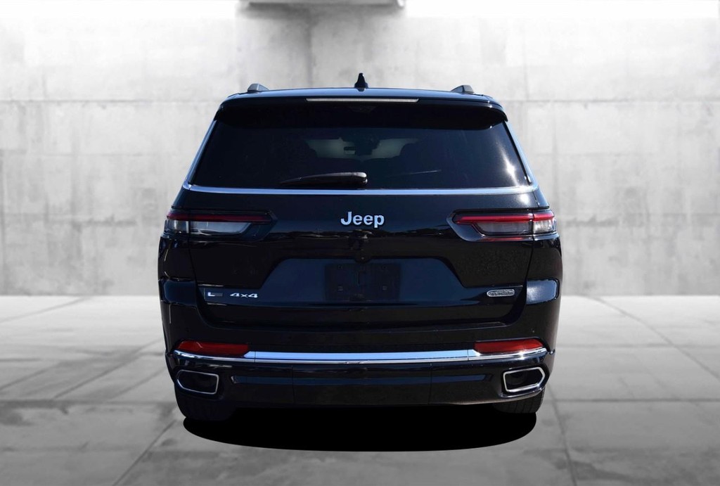 Jeep Grand Cherokee L Vehicle Full-screen Gallery Image 6