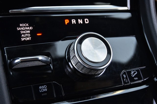 Jeep Grand Cherokee L Vehicle Image 20