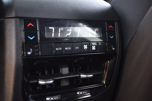 Jeep Grand Cherokee L Vehicle Image 27