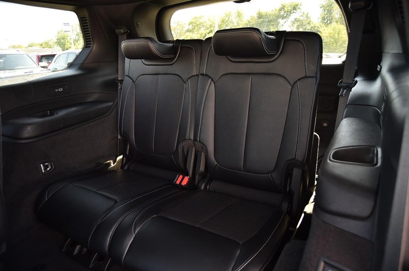 Jeep Grand Cherokee L Vehicle Full-screen Gallery Image 29