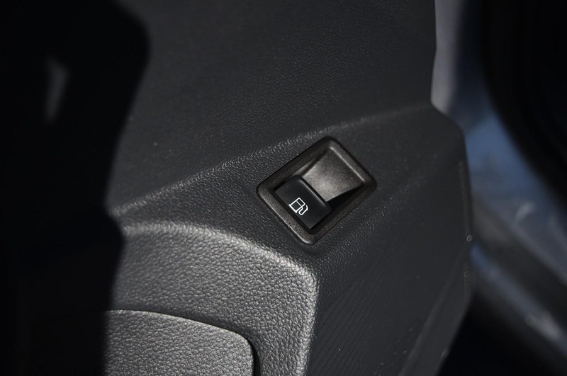 Volkswagen Taos Vehicle Full-screen Gallery Image 9