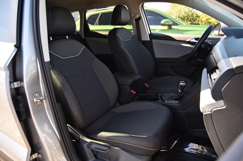 Volkswagen Taos Vehicle Full-screen Gallery Image 20