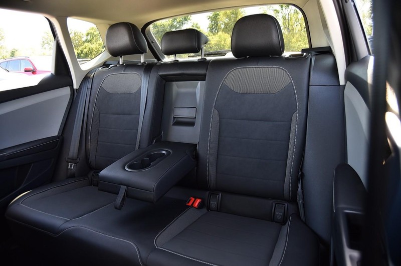 Volkswagen Taos Vehicle Full-screen Gallery Image 21