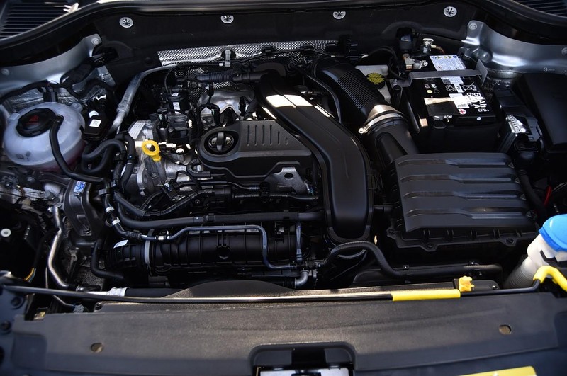 Volkswagen Taos Vehicle Full-screen Gallery Image 25