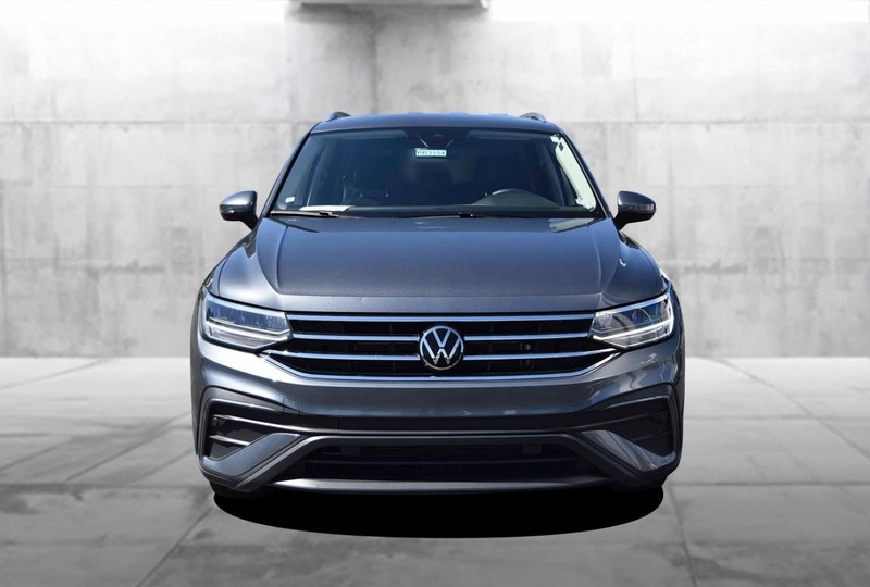 Volkswagen Tiguan Vehicle Image 04