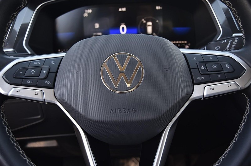 Volkswagen Tiguan Vehicle Image 18