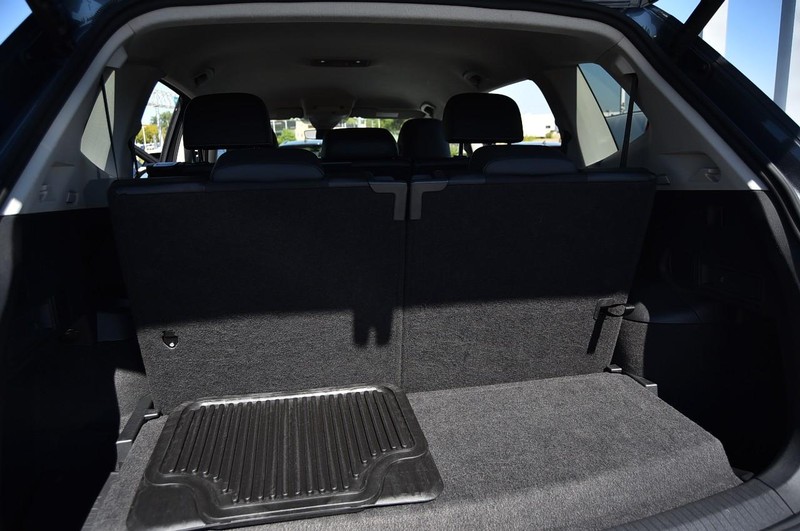 Volkswagen Tiguan Vehicle Image 25