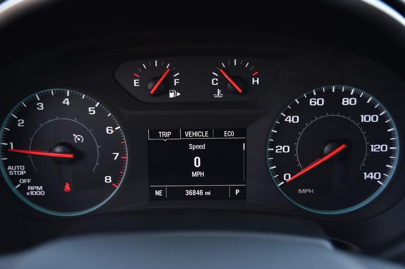 Chevrolet Malibu Vehicle Full-screen Gallery Image 10