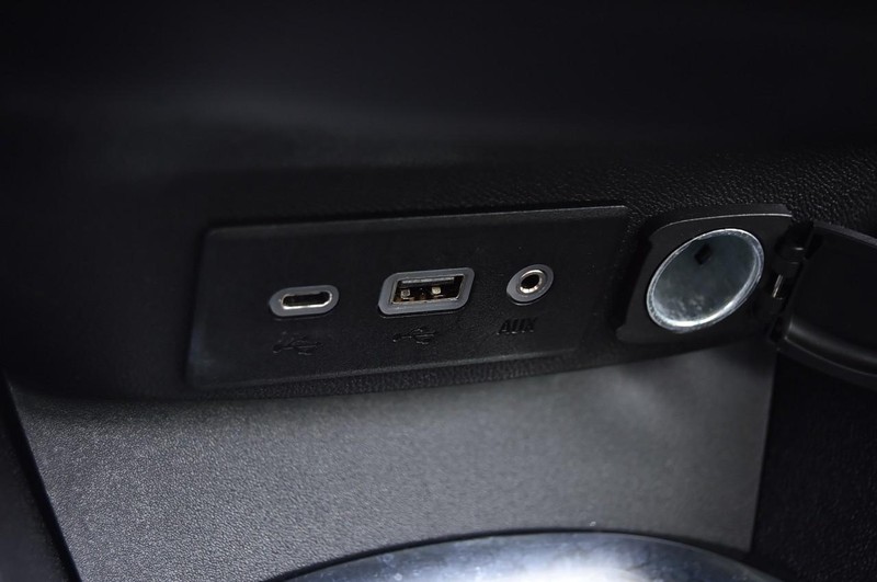 Chevrolet Malibu Vehicle Full-screen Gallery Image 14