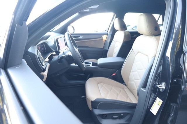 Volkswagen Atlas Cross Sport Vehicle Image 07