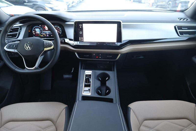 Volkswagen Atlas Cross Sport Vehicle Image 20