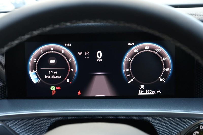 Volkswagen Tiguan Vehicle Image 10