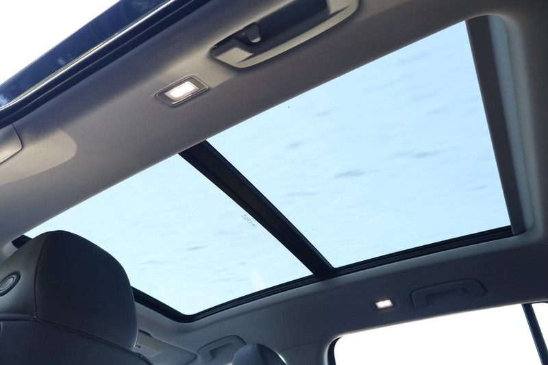 Volkswagen Tiguan Vehicle Image 10