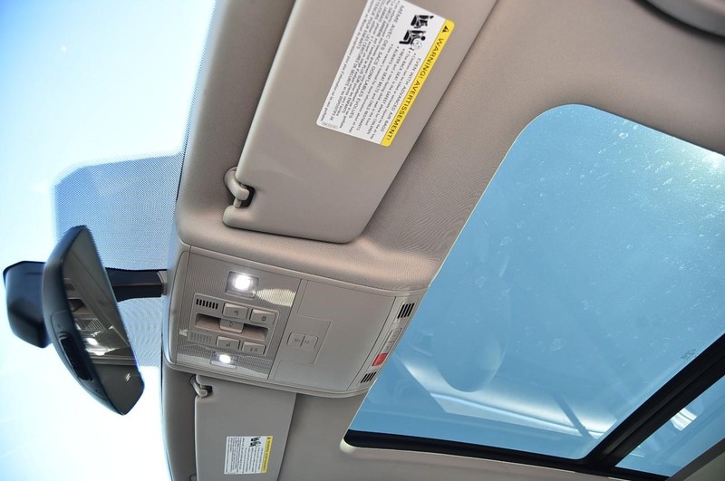 Volkswagen Golf Alltrack Vehicle Image 20