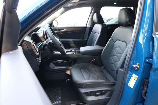 Volkswagen Atlas Vehicle Image 10