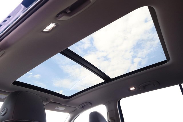 Volkswagen Atlas Vehicle Image 12