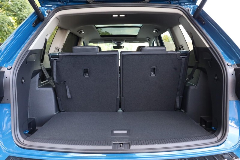 Volkswagen Atlas Vehicle Full-screen Gallery Image 7