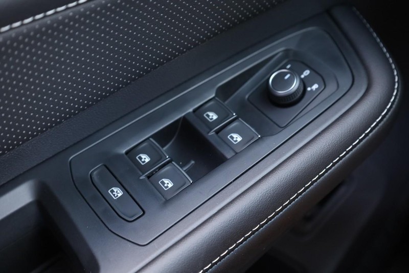 Volkswagen Atlas Vehicle Full-screen Gallery Image 21