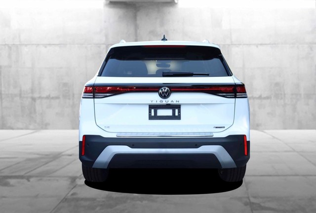 Volkswagen Tiguan Vehicle Image 06