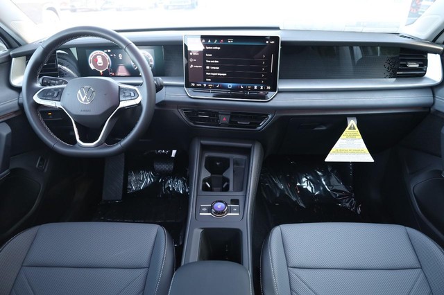 Volkswagen Tiguan Vehicle Image 23