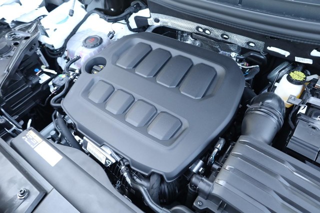 Volkswagen Tiguan Vehicle Image 26